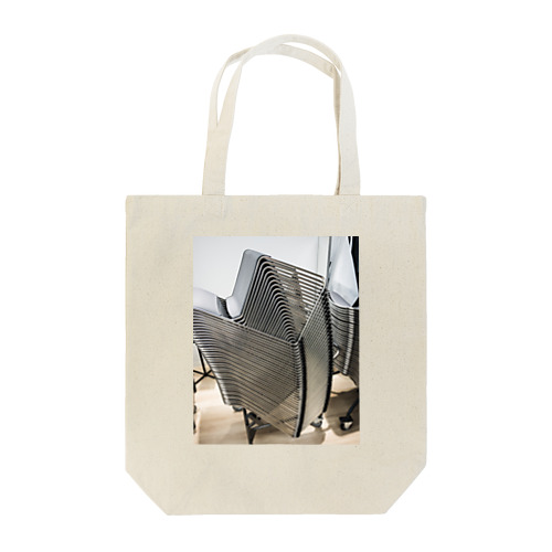 スタッキングチェアのある風景 Tote Bag