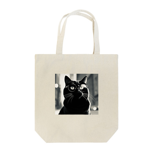 貫禄のあるくろ猫 Tote Bag