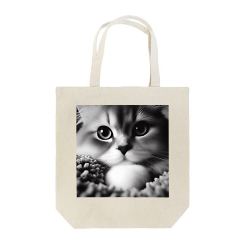 猫の眼差し Tote Bag