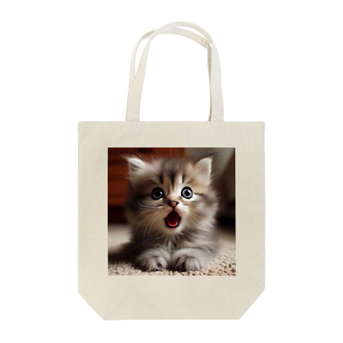 ビックリした子猫 Tote Bag