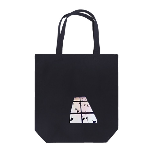 窓の光いちょうの影 Tote Bag