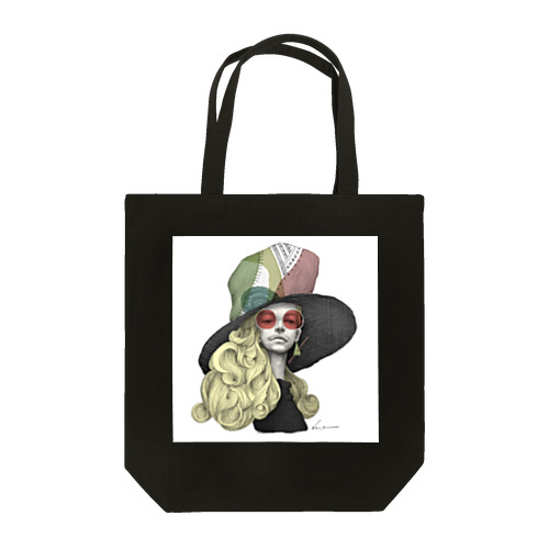 「ピアス ？勢いよく振り向くと鼻に刺さるタイプよ」 Tote Bag