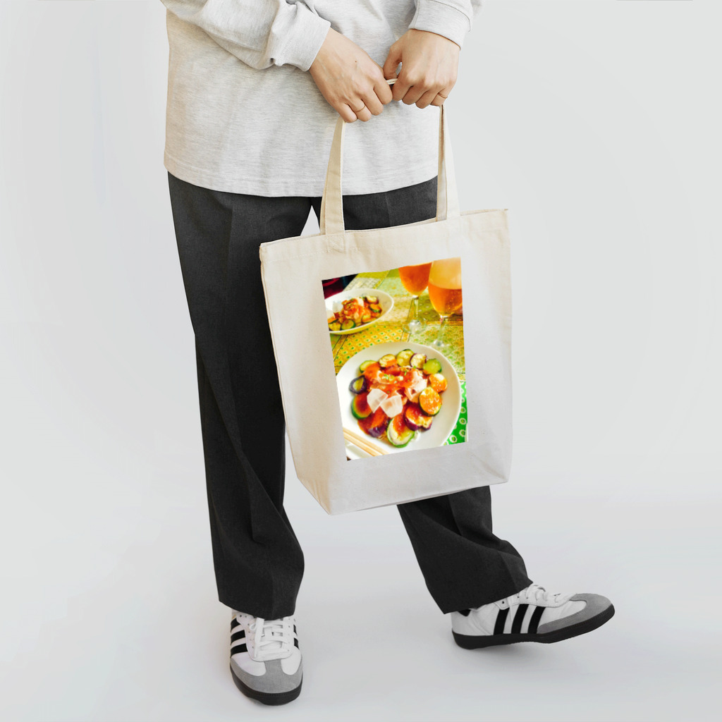 キャッのナスとズッキーニと豚しゃぶのそうめん Tote Bag