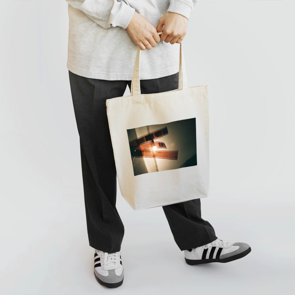 Leirion Hand Creationのfilm light Tote Bag