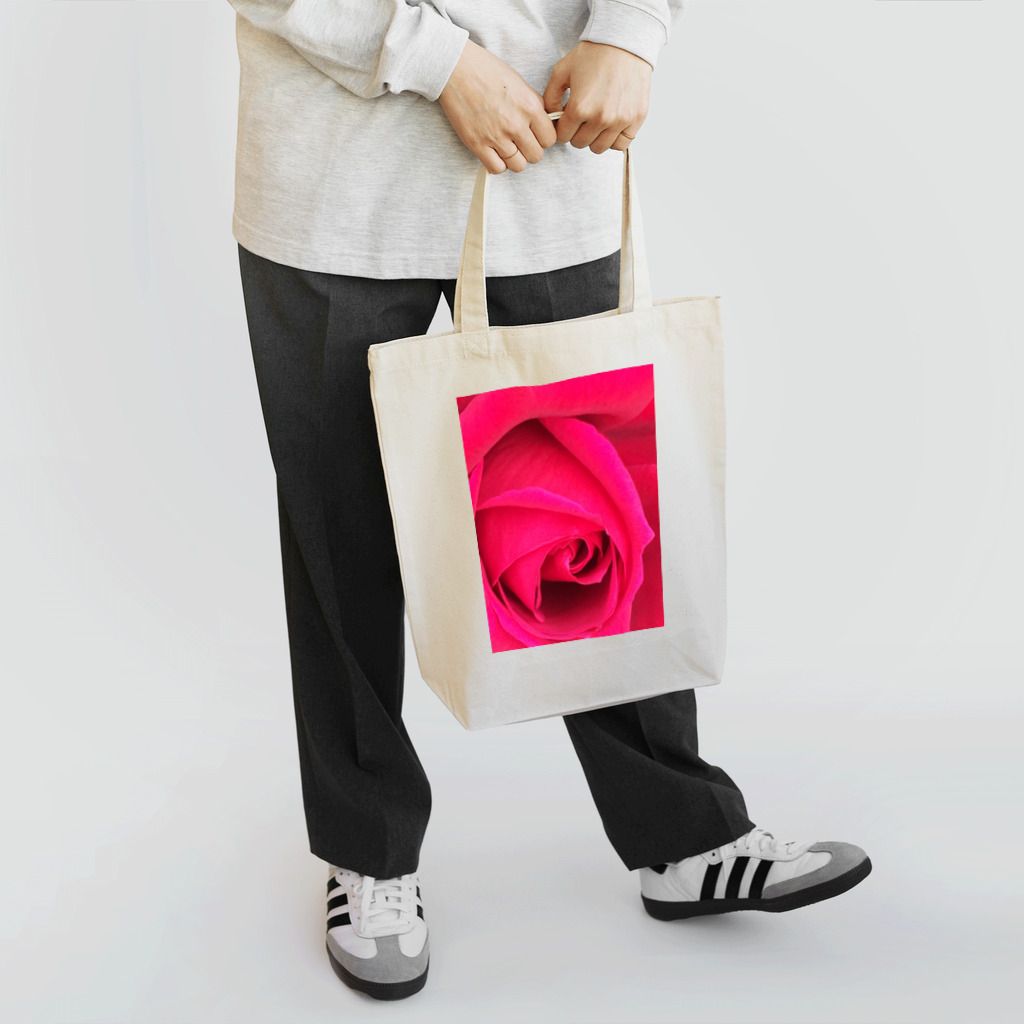 ヌヴェルのまっピンクなバラ Tote Bag