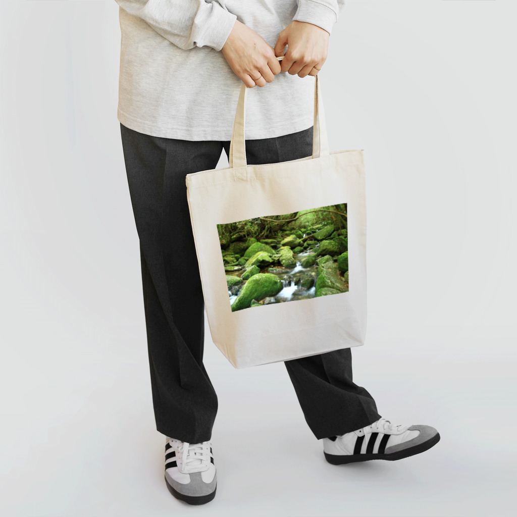 Toshiaki Sakuraiの苔むす渓流 Tote Bag