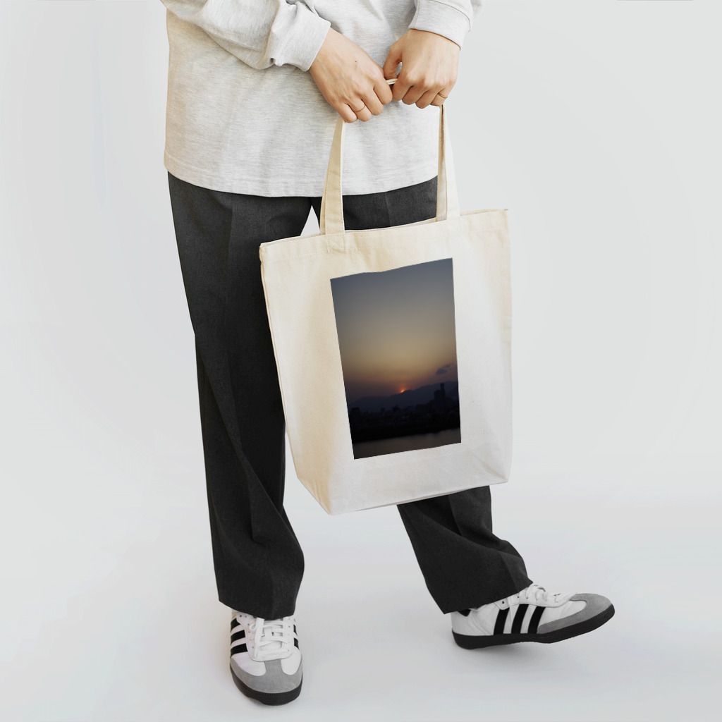 蒼い狐の夕焼け Tote Bag