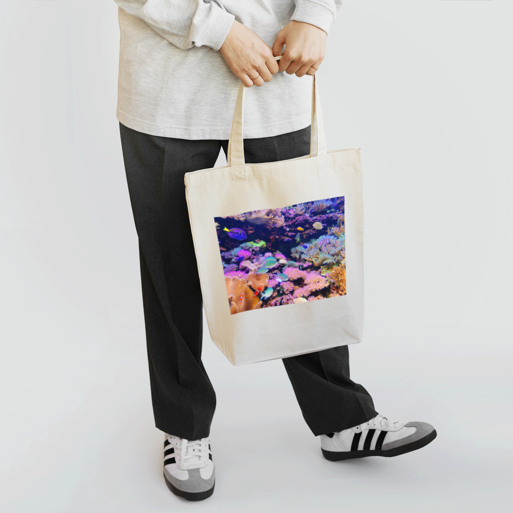 ka-----naのAquarium Tote Bag