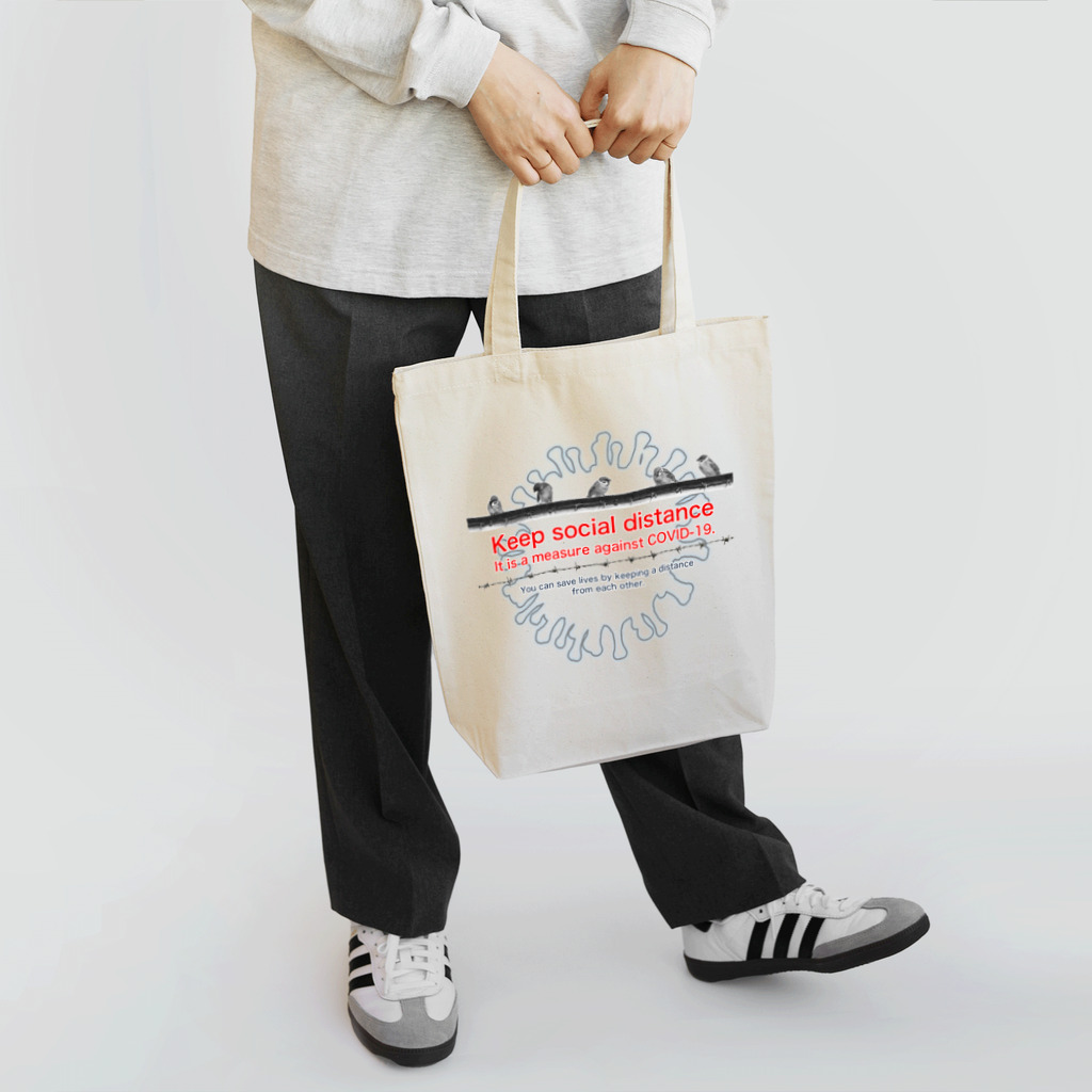 “すずめのおみせ” SUZURI店の東京すずめ（ソーシャルディスタンス） トートバッグ