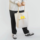 Mi-i-Creの幸せの黄色いセキセイインコ Tote Bag