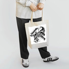 白黒灰脂オリジナルイラストグッズSHOP『熊猫動物園』の【ROCKOLOID SAULUS】 type-Synthesizer トートバッグ