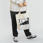 chika_youngestのユリさん Tote Bag