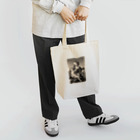 J. Jeffery Print Galleryの母子像 Tote Bag