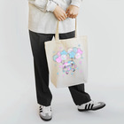 NAOTOONS SHOP SUZURI支店のFloating on a Balloon Tote Bag