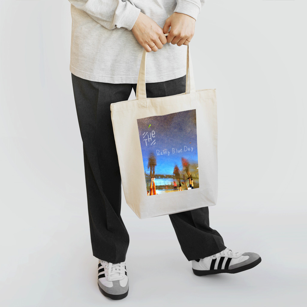 Keven Huang    のThe Rainy Blue Day Tote Bag