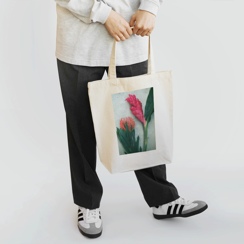 botanical museumのflower Tote Bag