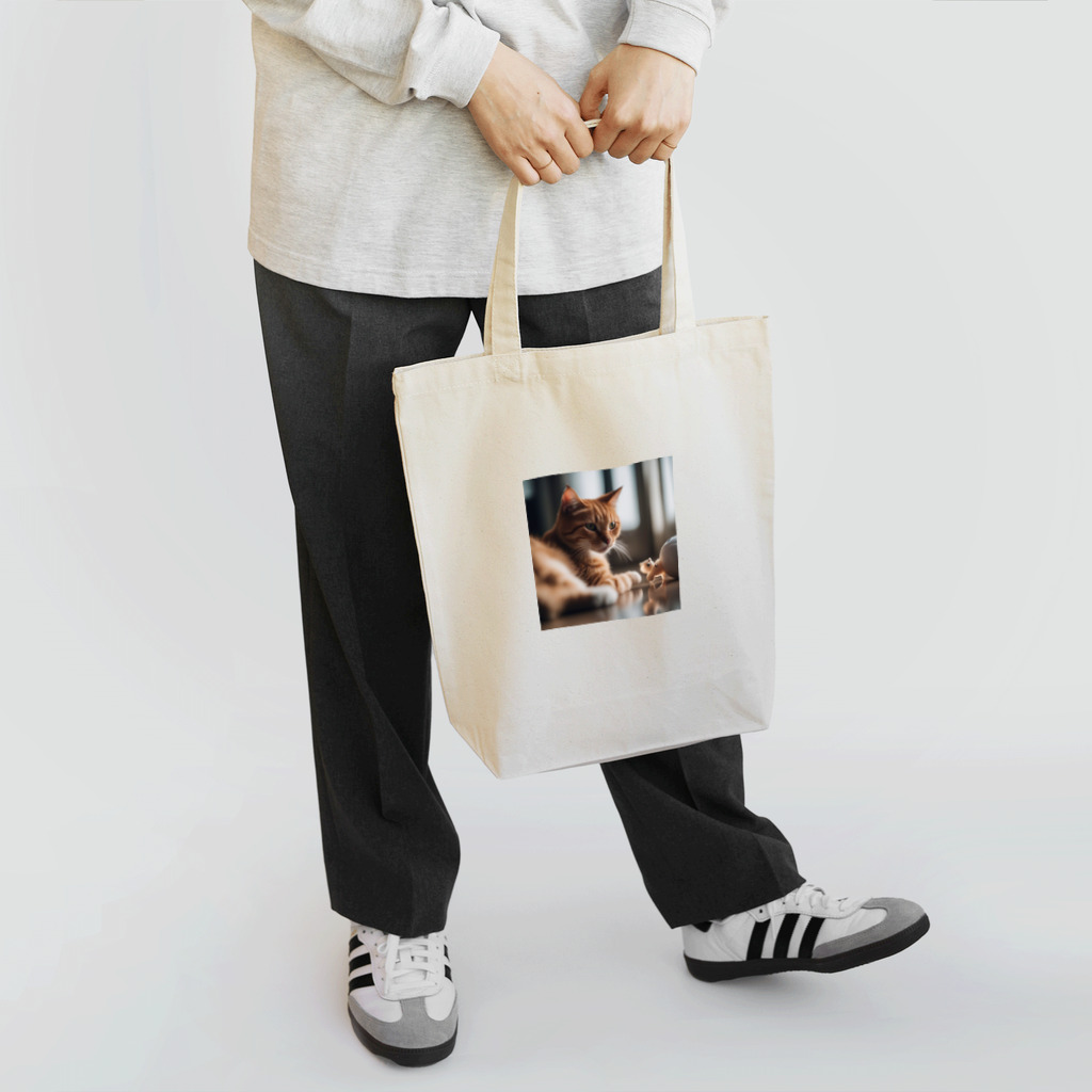 LuckyRiverShineの遊んでいる猫 Tote Bag