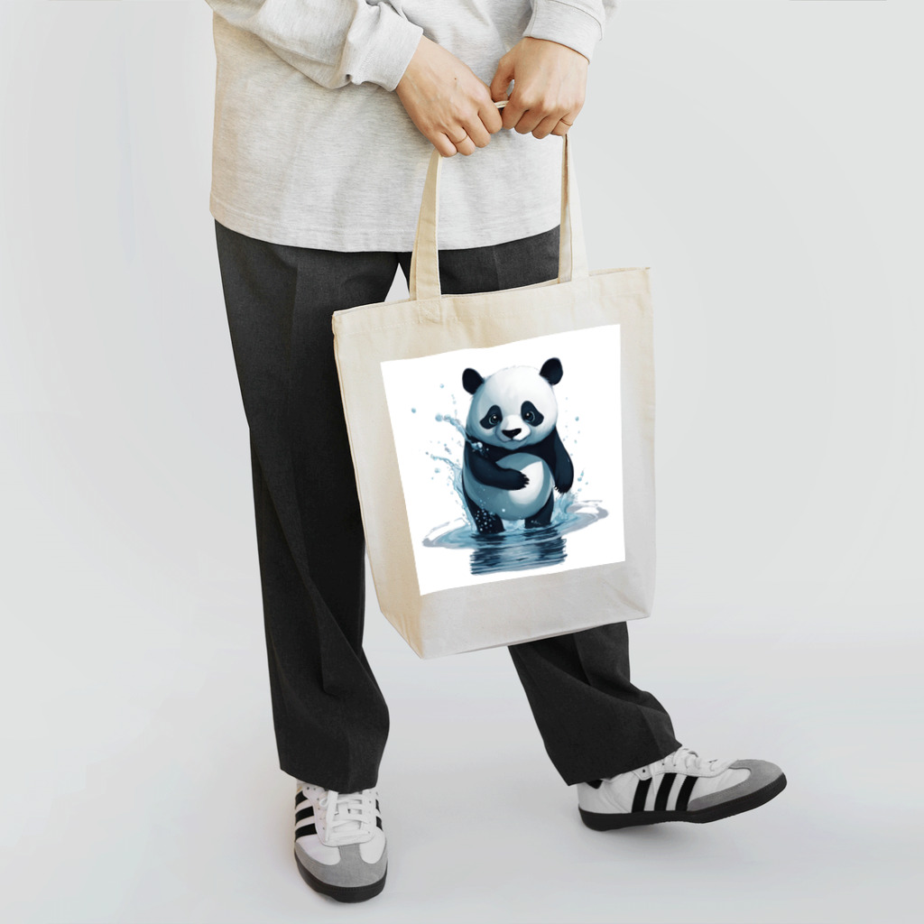 waterpandaのパンダの水遊び トートバッグ