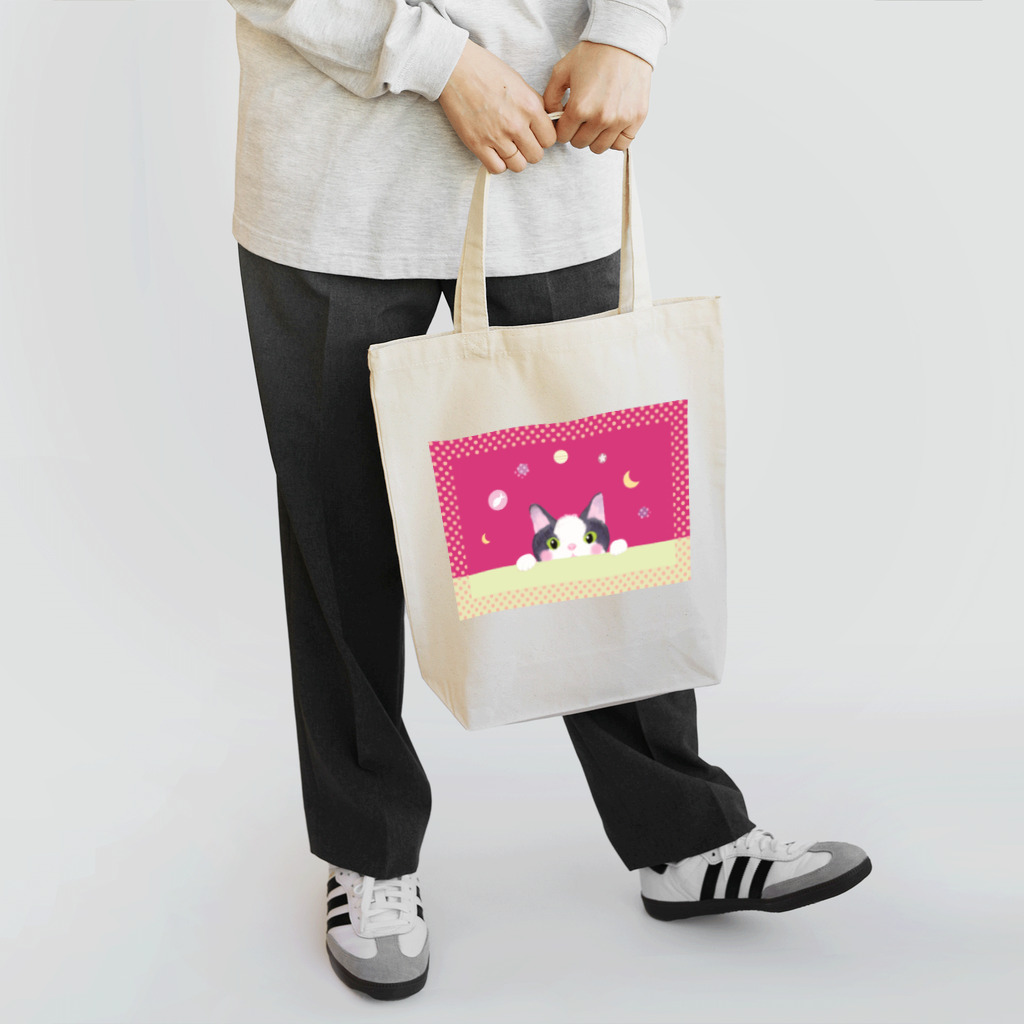 Esassy shopのマゼンタピンク！そっと覗く猫 Tote Bag