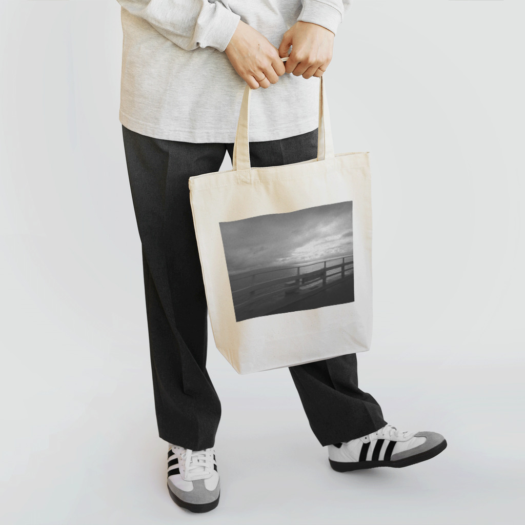 inventory_statusのどこかの景色 Tote Bag