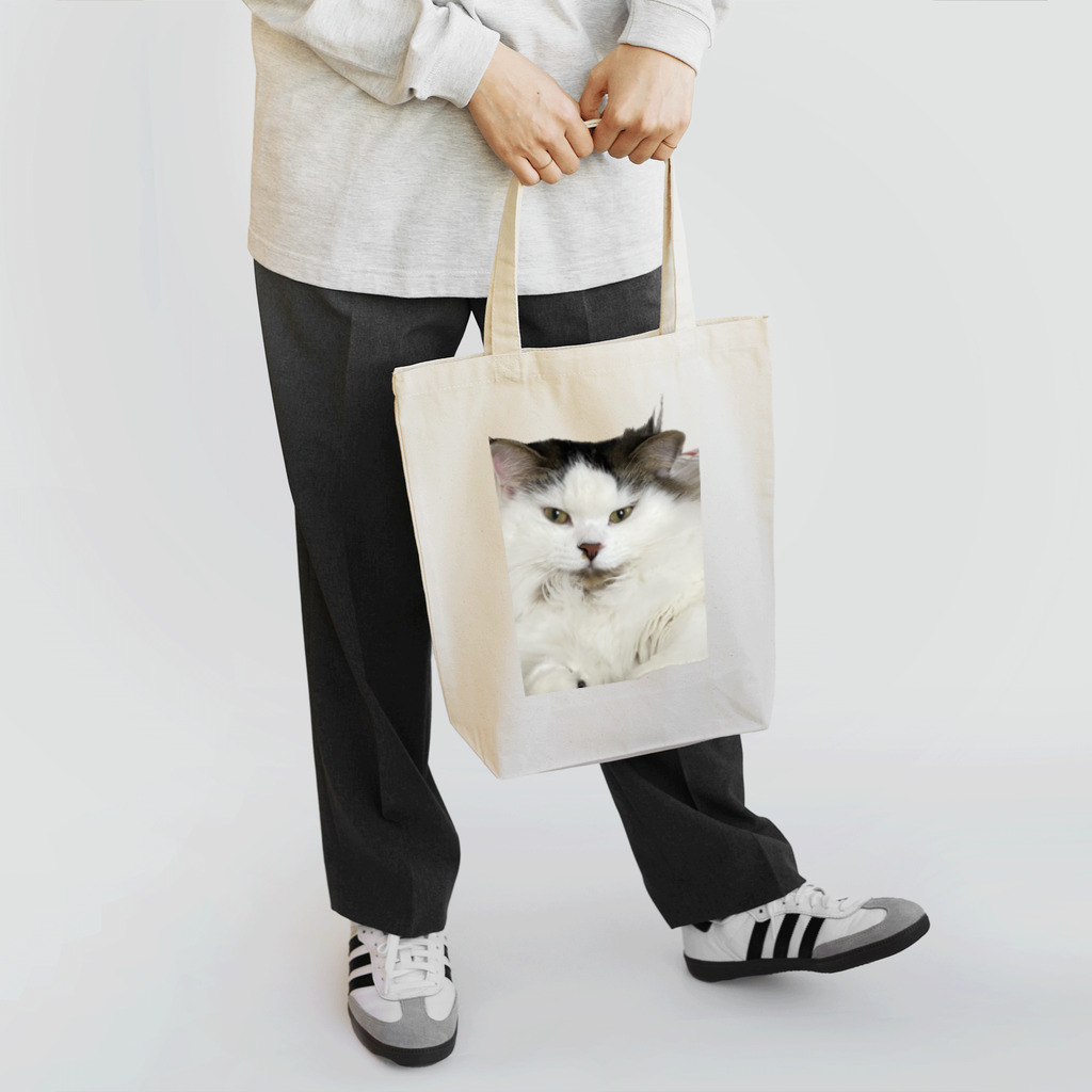 ハチワレ太郎のふてぶてしい猫のグッズ Tote Bag