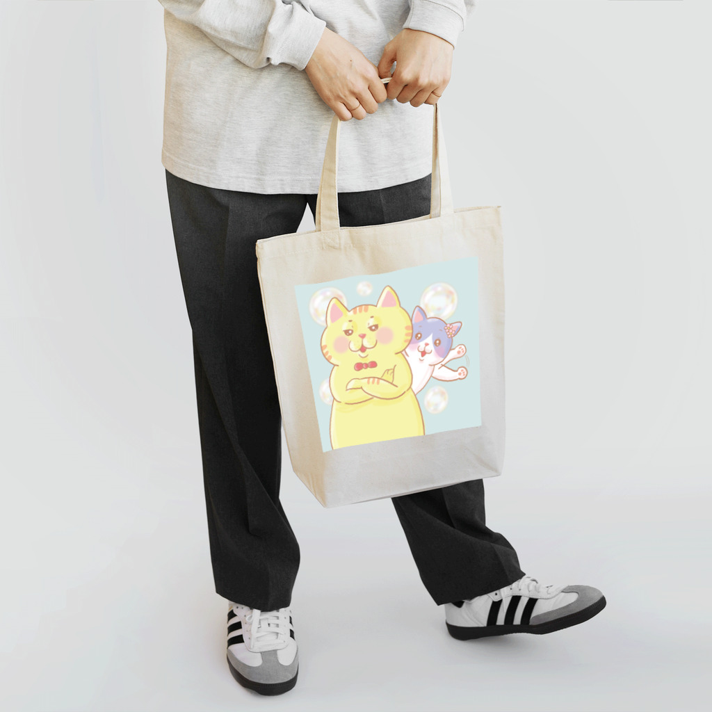 トラとハチワレの腕組みするねこ Tote Bag