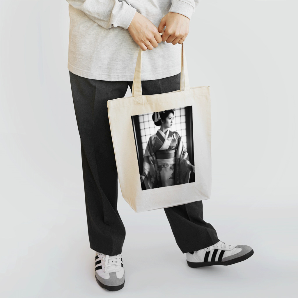 wawomotsuのJapanese Courtesan Bloom Tee ”Geisha” Tote Bag