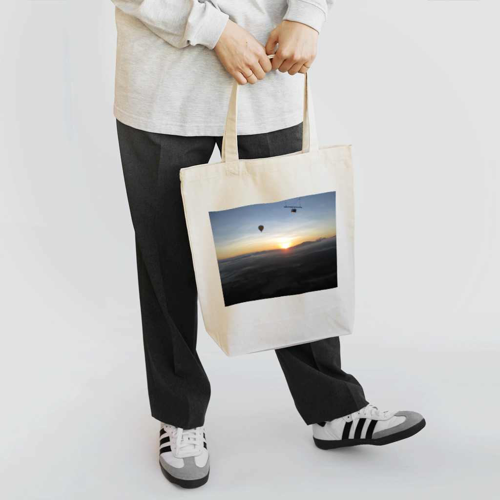 Shop Of Futureのケアンズの朝日 Tote Bag