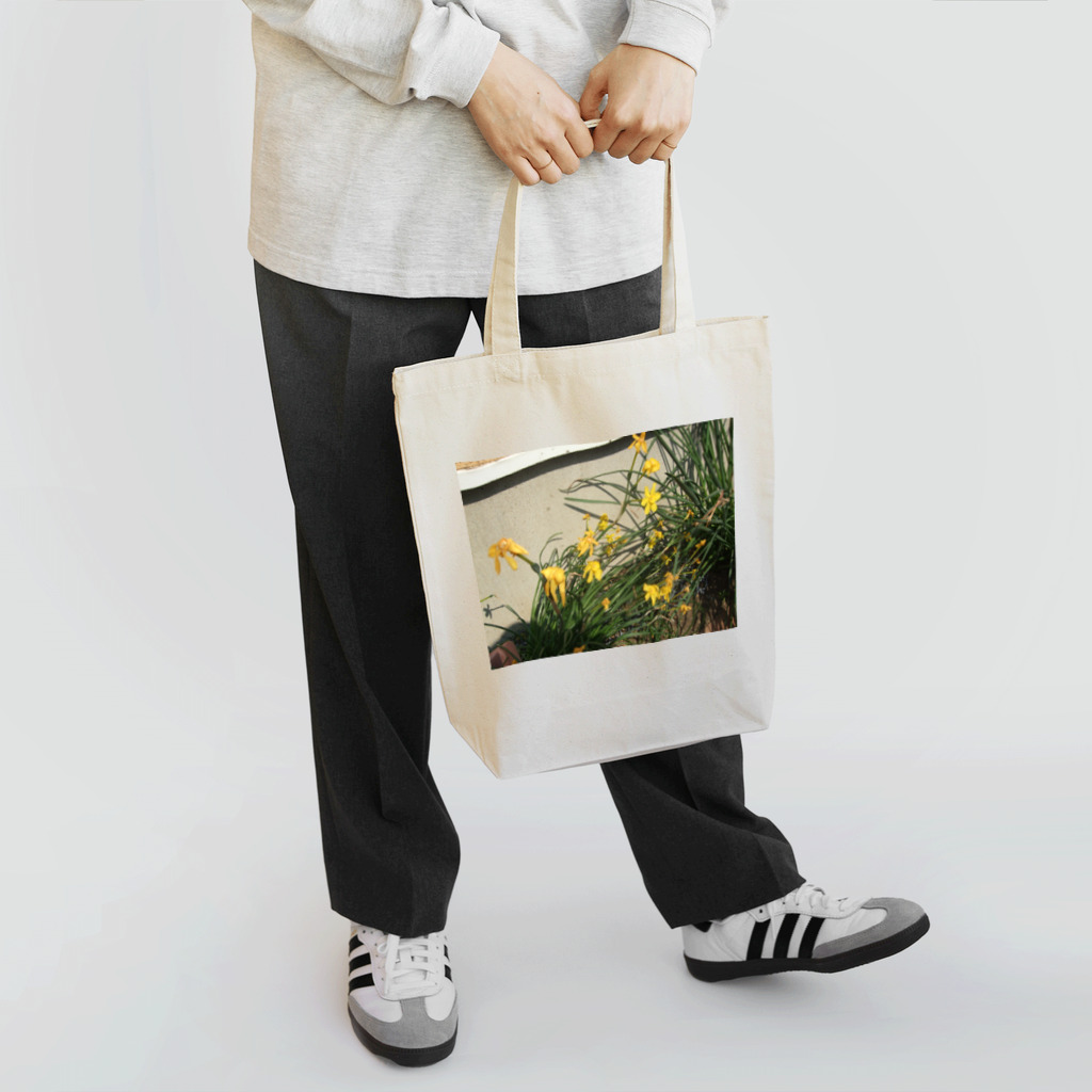 田中民生のYellow　Pretty　Flower Tote Bag