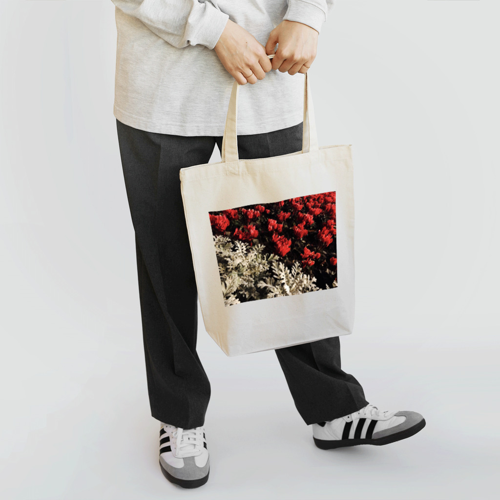 れいんてーぶるのしろとあか Tote Bag