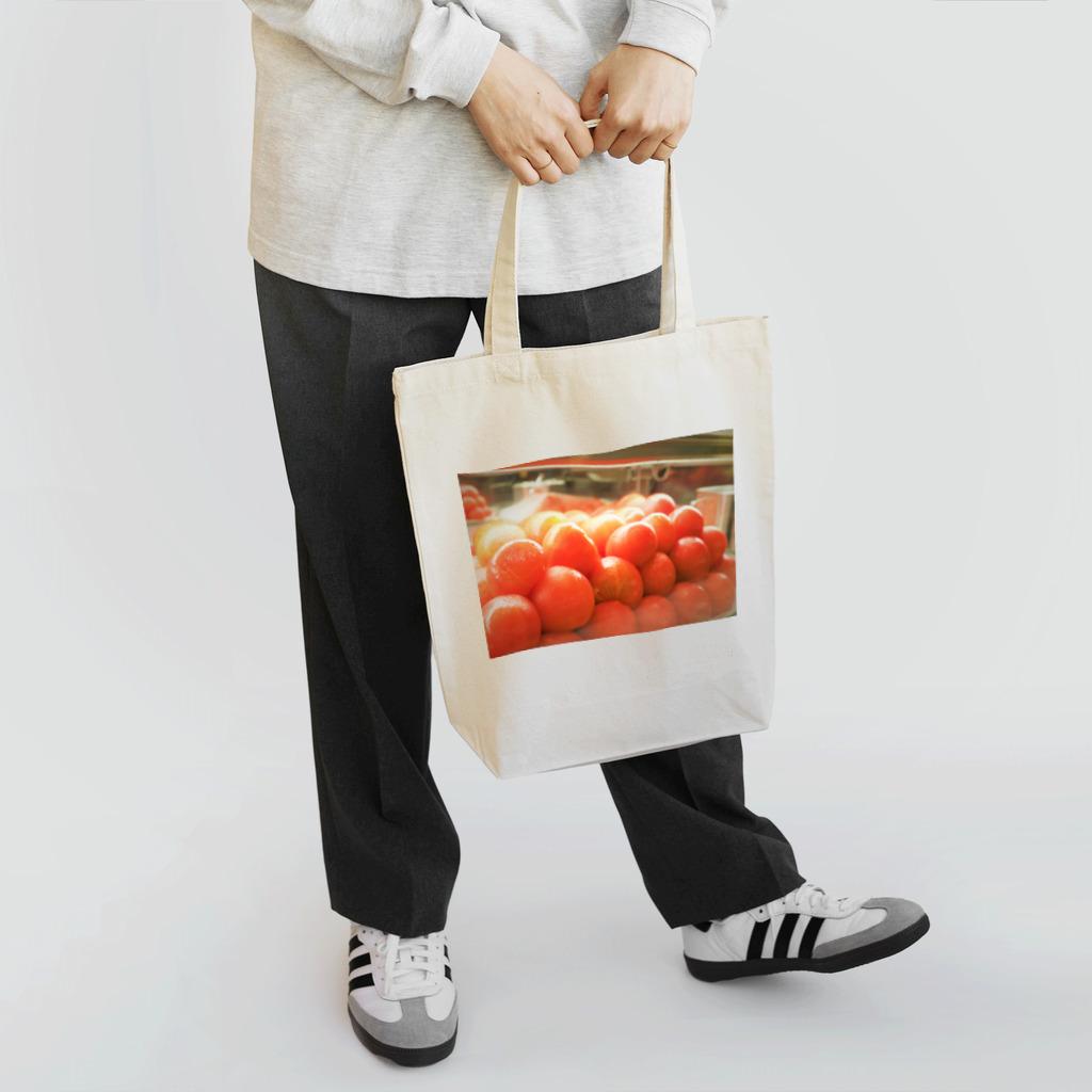 namonaki_hituziの真っ赤なトマト トートバッグ