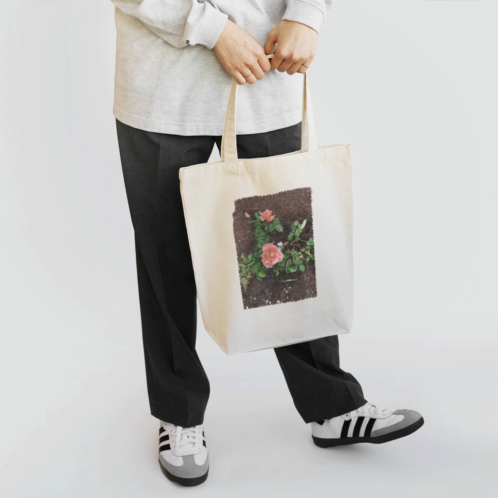 ８BOMRIの淡い色の薔薇 Tote Bag