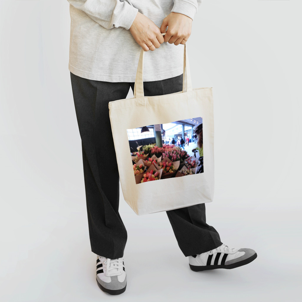 ニューヨークのシアトル市場 花 Tote Bag