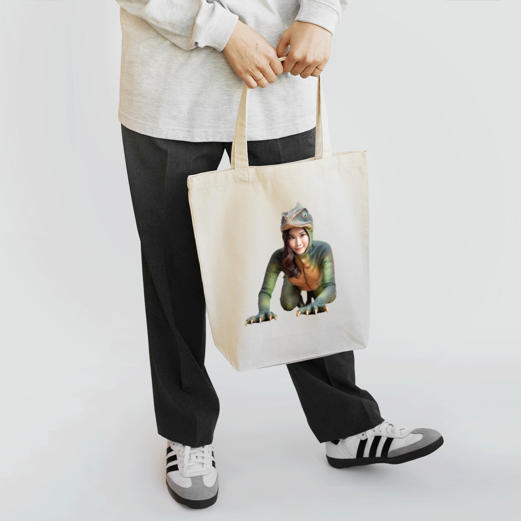 reptilesの怪人トカゲ女 Tote Bag