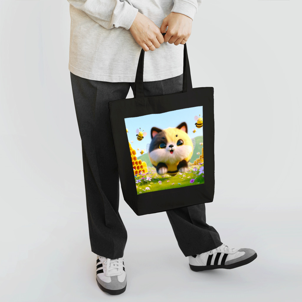 にゃっとクローバーのミツバチにゃんこ トートバッグC Tote Bag