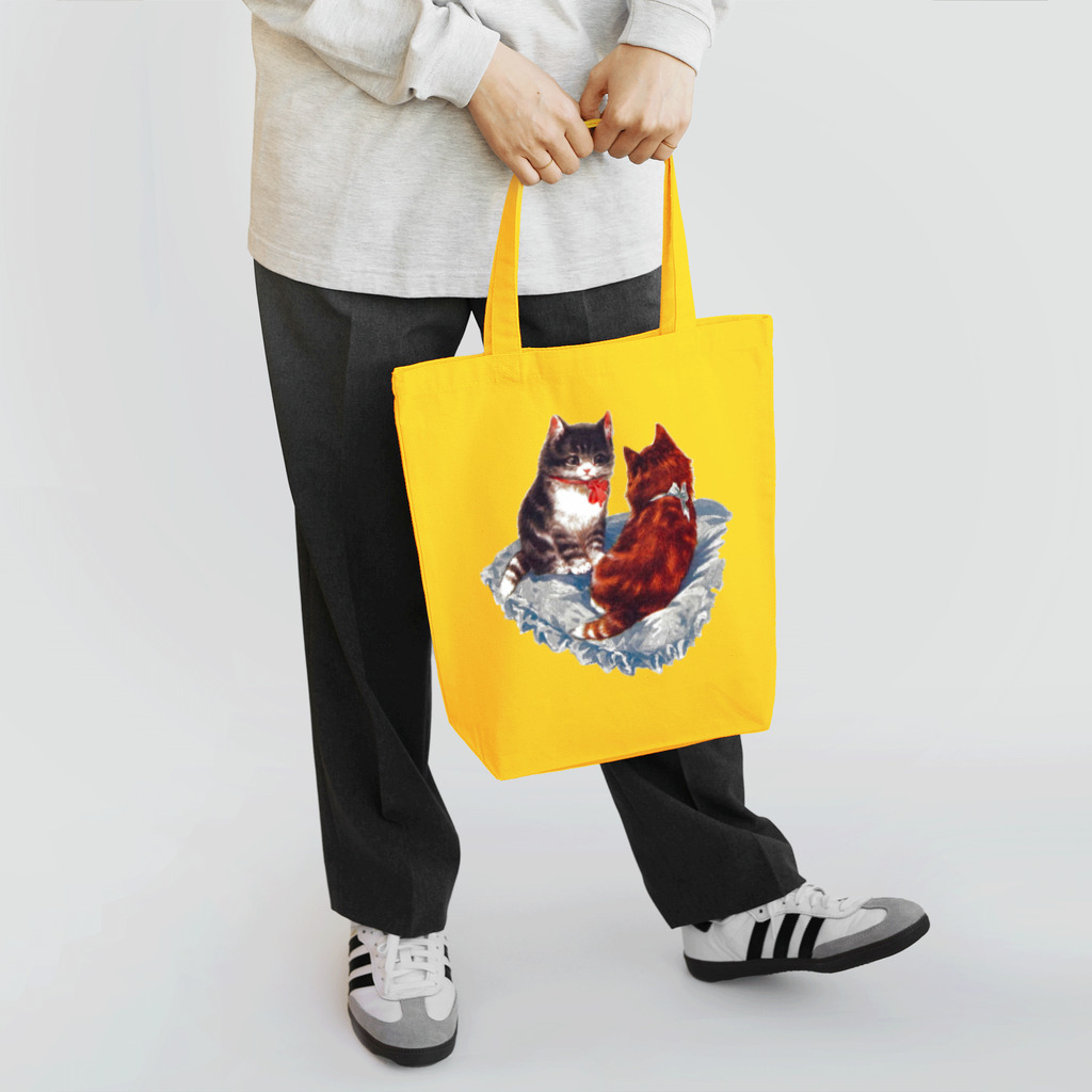 Saza-nami Antique designのクッションの上のふたご猫 Tote Bag