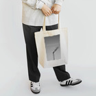 Kohei IwataのMonochromed city life. Tote Bag