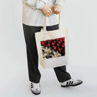 れいんてーぶるのしろとあか Tote Bag