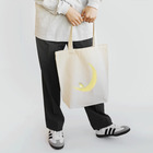 rilybiiのThe watching moon and the resting yellow bird. Tote Bag