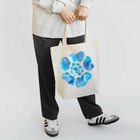 Good day Good day yeah!!!の水面の花 Tote Bag