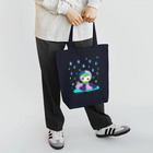 あおつるSUZURIショップの雨の日の小さな友達 Tote Bag