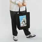 Moët_galleryの坂道でビードロを吹くネコ（旅するネコ/長崎編） Tote Bag