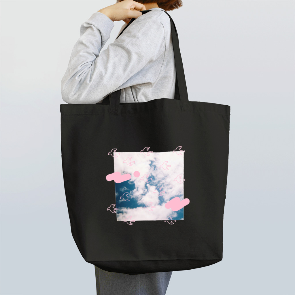 えの鳥が飛んでる Tote Bag