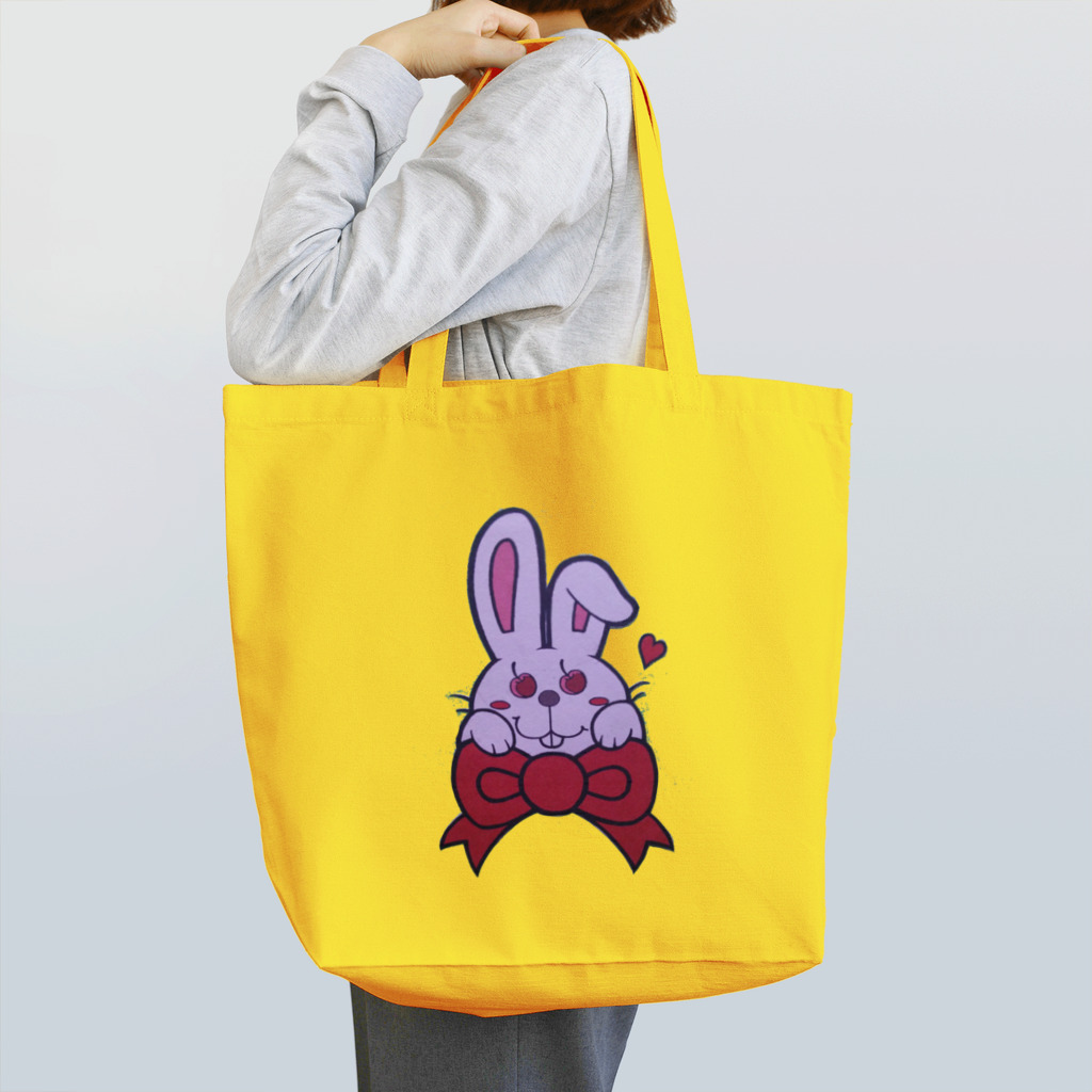 Yukiko TerasawaのCherry-eyes rabbit Tote Bag