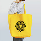 シンプルなグッズ やこ屋のレースの幾何学模様な花 Tote Bag