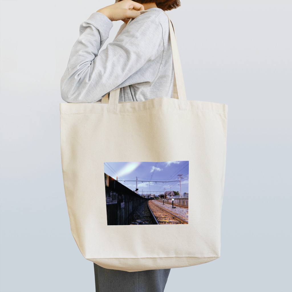 旅先pics📸の夏のローカル線 Tote Bag