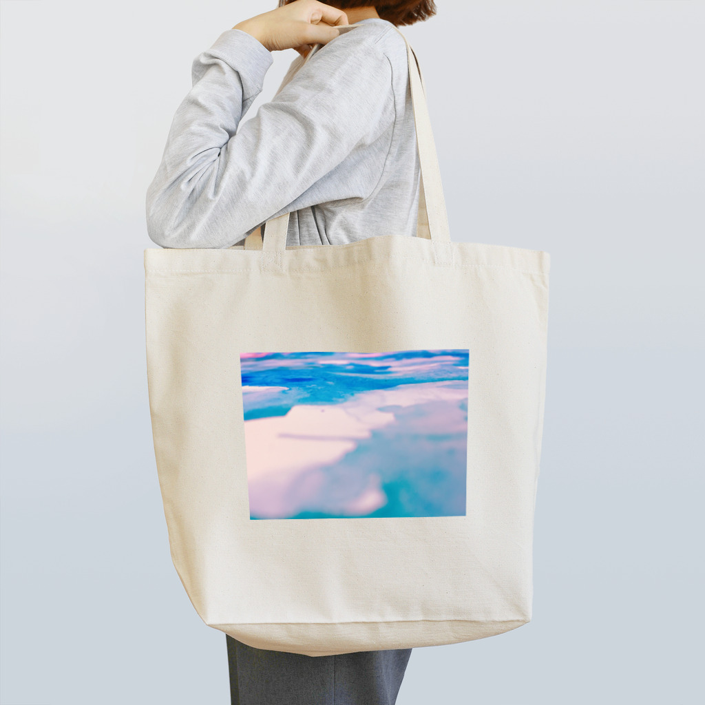 来世はふとん屋さんの甘いみずたまり Tote Bag