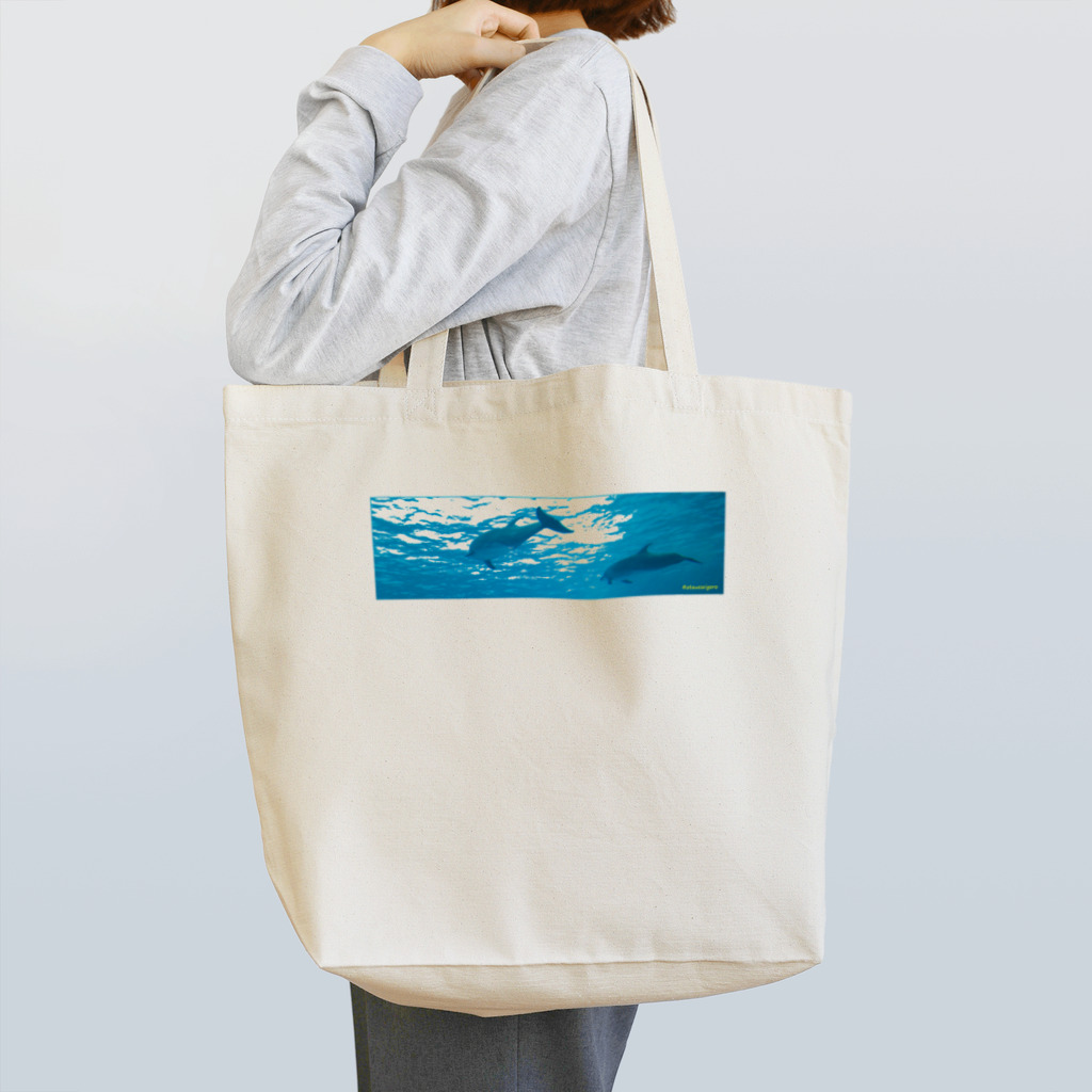 坂巻通り衣料品店の🐬ඩොල්ෆින් සමඟ Tote Bag