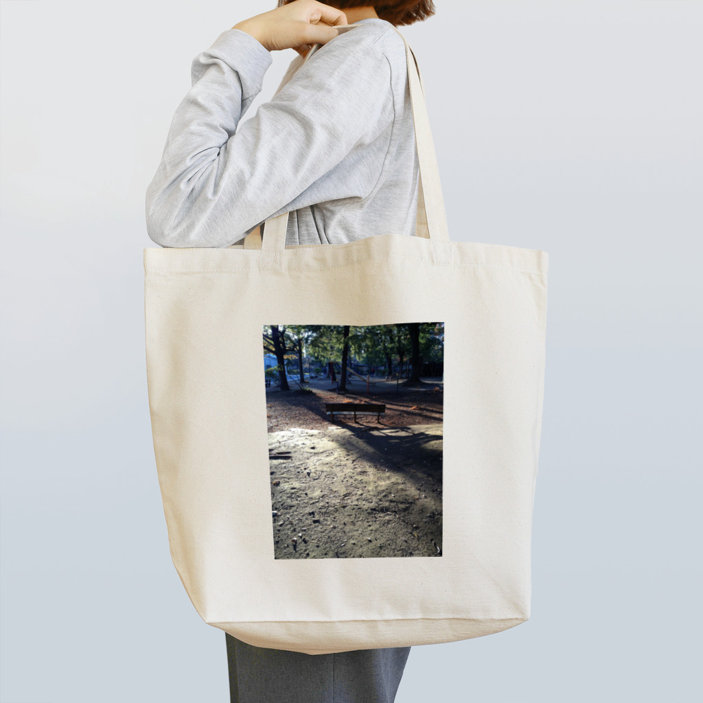 SAITO HIRONOBUのベンチ Tote Bag