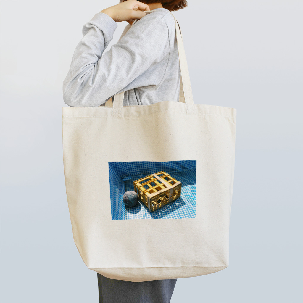 産地直送の水の中 Tote Bag